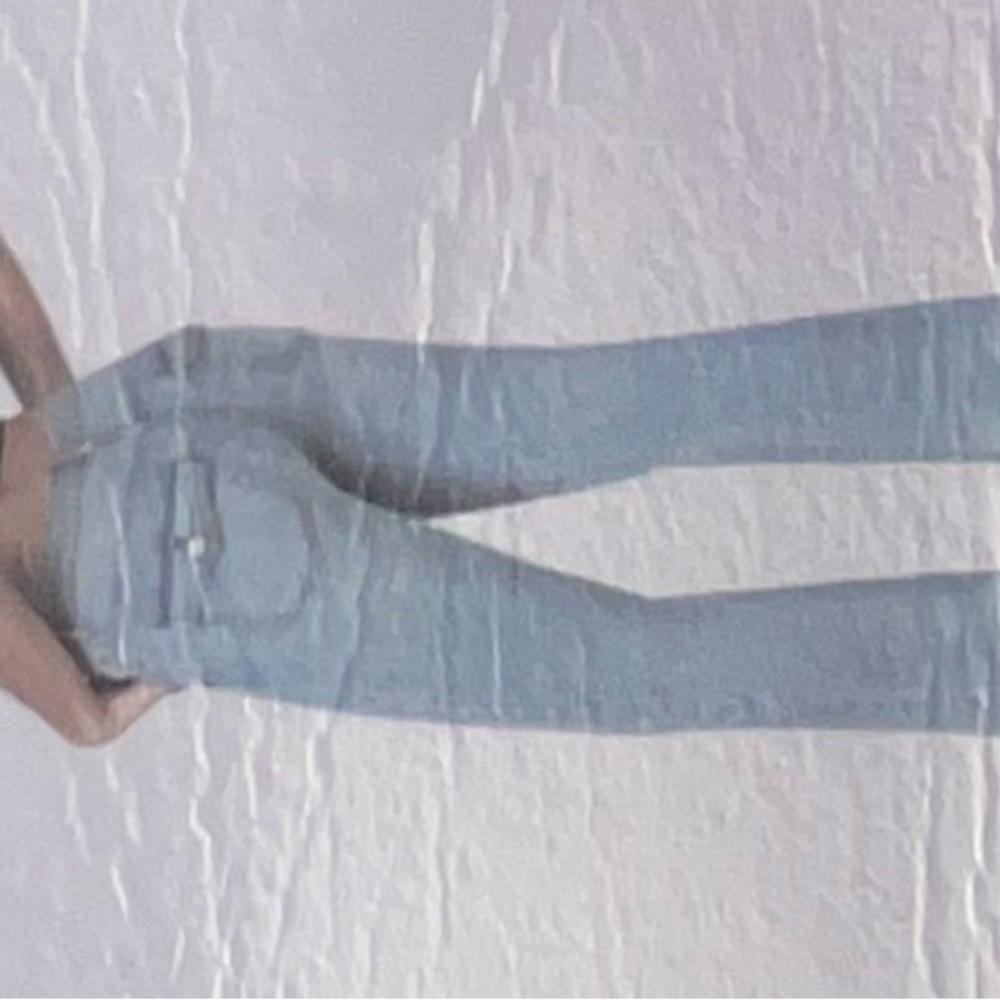 Flare legged mid rise jeans with a stone
wash